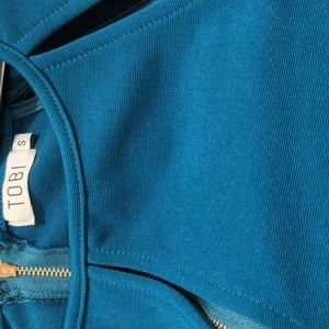Tobi - Size Small - Crop Top Sweater - Teal Color